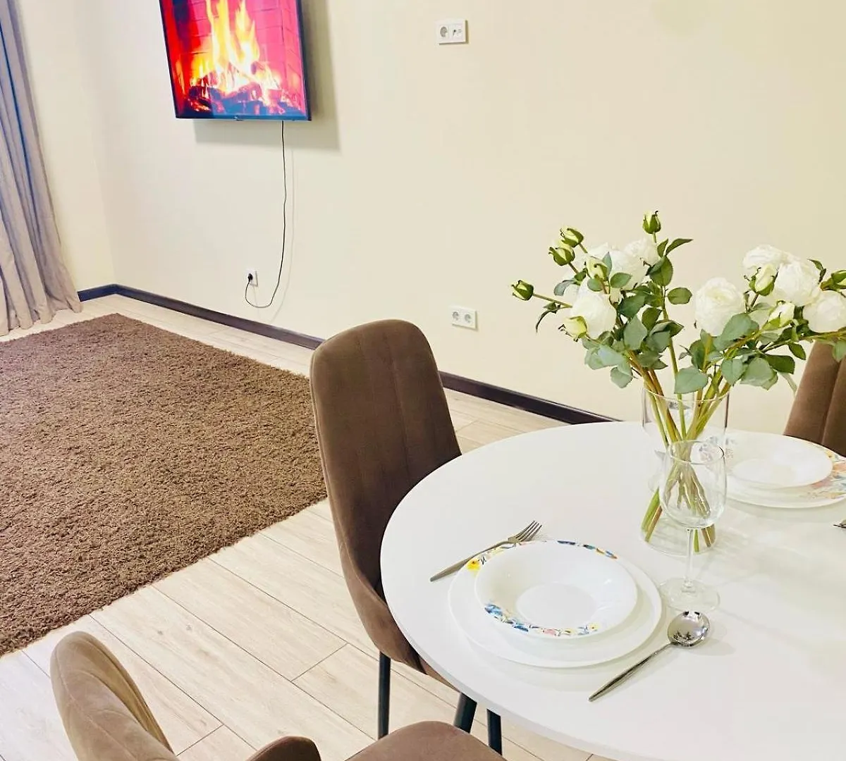 Like Sweet Home 2 Almaty Apartment